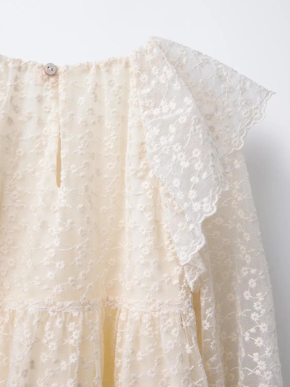 ZARA Lace Ruffle Dress - Picture 3 of 10